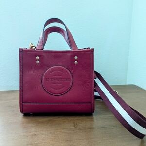 Coach Dempsey 22 Crossbody Bag Red